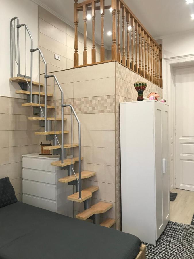 Mora Apartman 2 Kiskunfelegyhaza Exterior photo